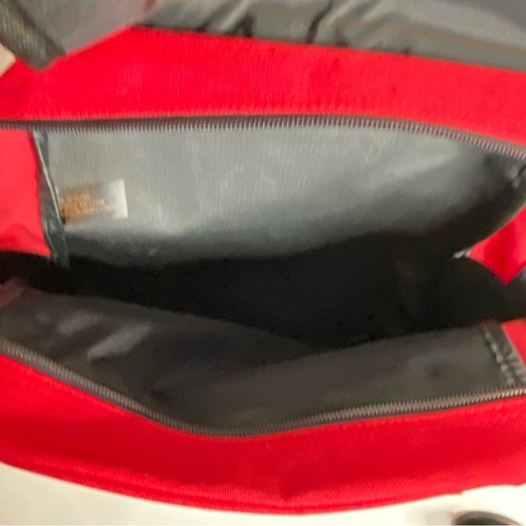 Jaguar Red and Black Messenger bag for School/Work - Excellent Condition - Picture 5 of 13